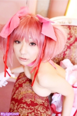 Sexy Japanese Girl Cosplayer 22580