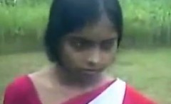 Young Indian Girl Giving A Blowjob