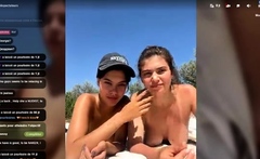 Webcams teen lesbian