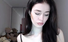 Brunette Solo Webcam Masturbation